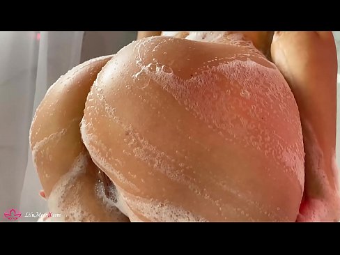 ❤️ Bruneta masturbuje kundu vibrátorem až k intenzivnímu orgasmu ve sprše ☑ Anal video u cs.sexonfire.ru ❌❤
