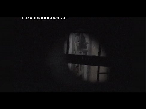 ❤️ Blondýnka se nechá tajně natáčet šmírákem ze sousedství schovaným za dutými cihlami. ☑ Anal video u cs.sexonfire.ru ❌❤