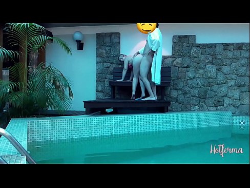 ❤️ Šéf pozve služebnou k bazénu, ale neodolala žhavému ☑ Anal video u cs.sexonfire.ru ❌❤